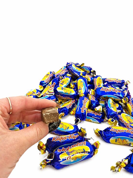 Šokolādes konfektes “Kara-Kum” ar vafeļu un kakao pildījumu 1kg