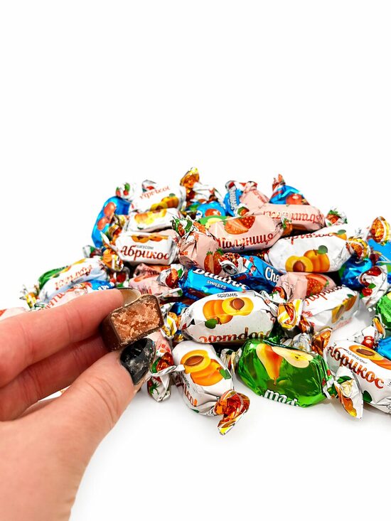 Augļu garšas konfektes šokolādes glazūrā 1kg