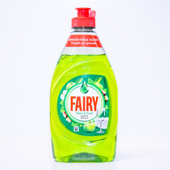 Fairy šķidrā trauku mazgāšanas līdzeklis ar ābolu aromātu – 320 ml