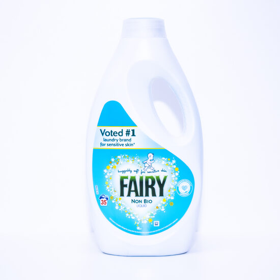 Fairy Non Bio  jutīgai ādai 35 mazgāšanas reizēm