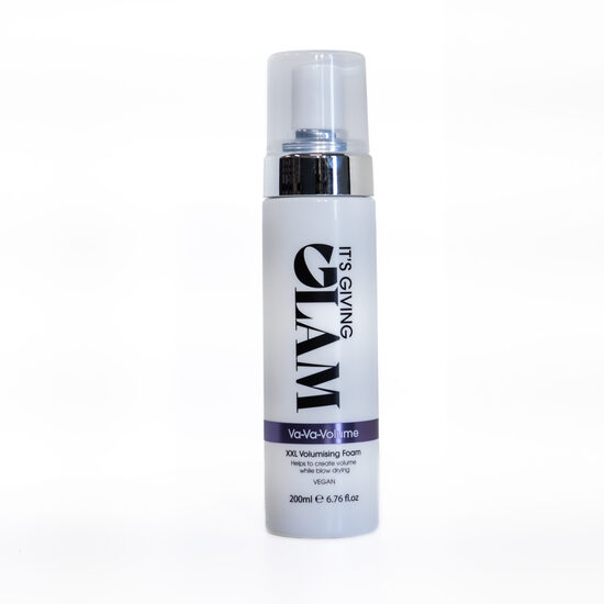ITS GIVING GLAM apjomu piešķirošas putas 200ml